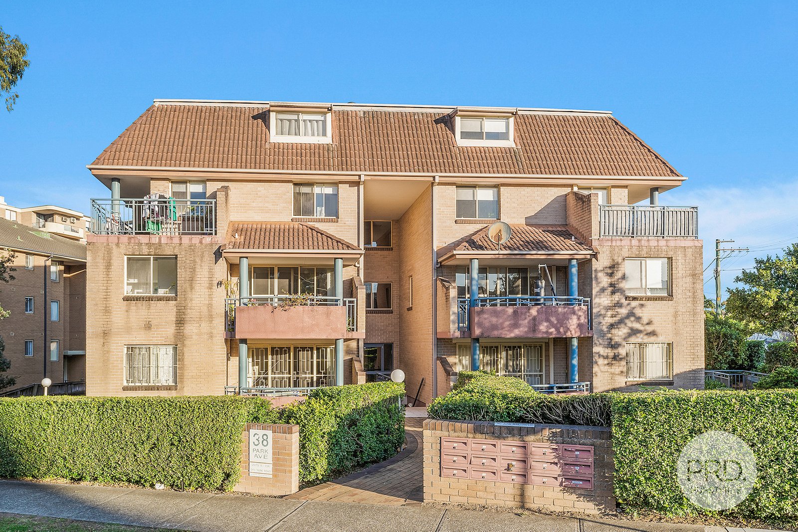 9/34-38 Park Avenue BURWOOD 1