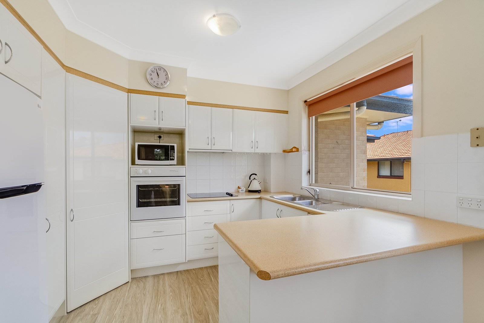 9/36-38 Dutton Street COOLANGATTA 5