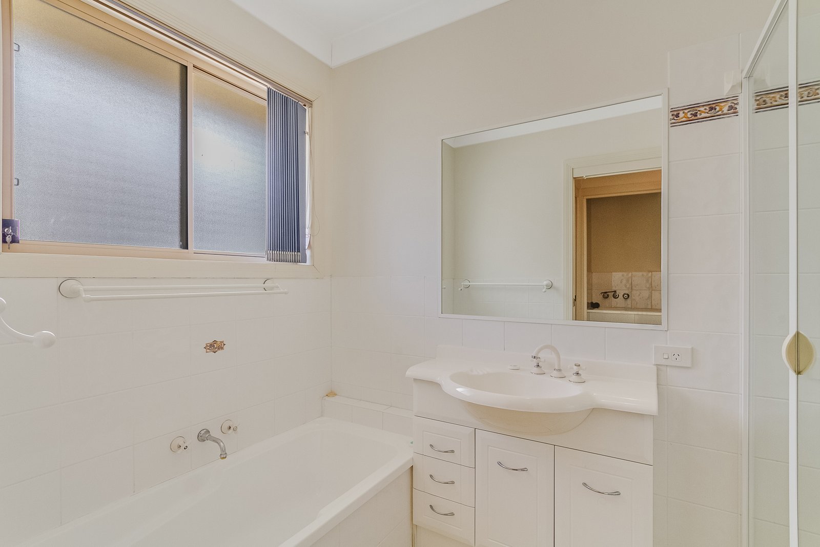 9/36-38 Dutton Street COOLANGATTA 8