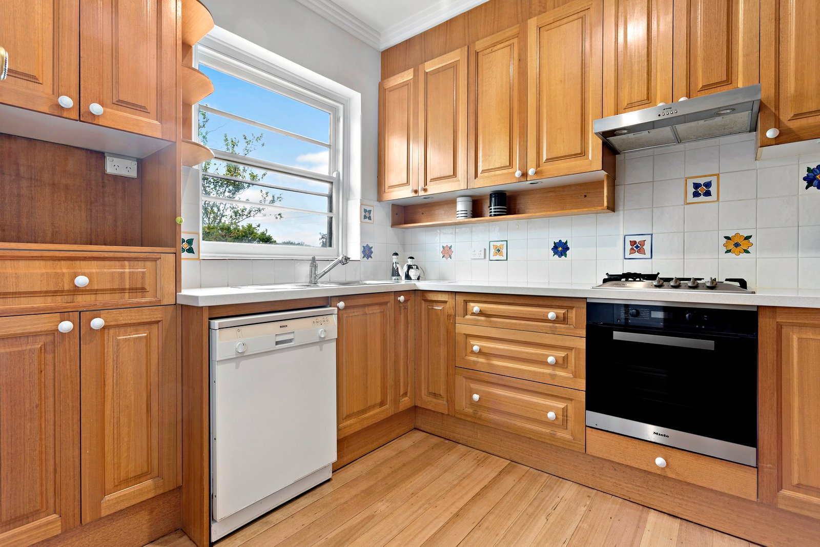 Real Estate and Property in 9/36 Riddell Parade, Elsternwick, VIC