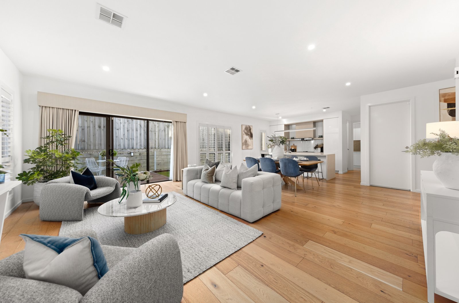 Gallery: 9/37 Banool Road