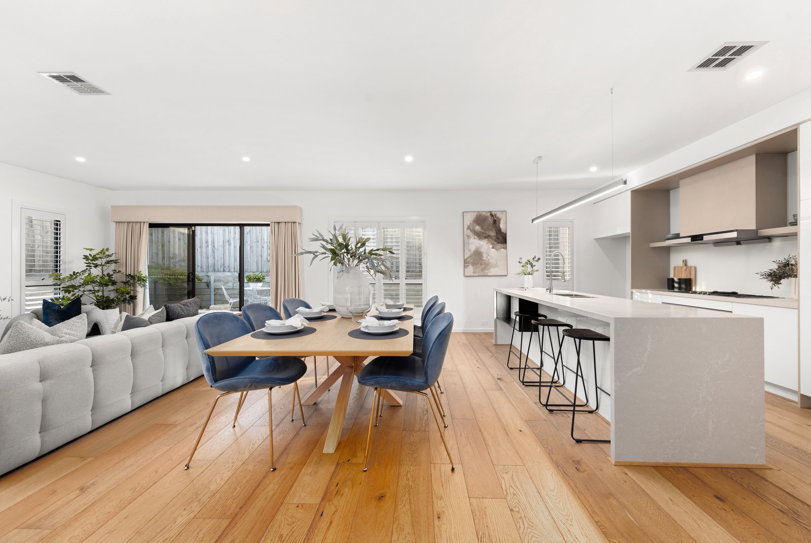 Gallery: 9/37 Banool Road