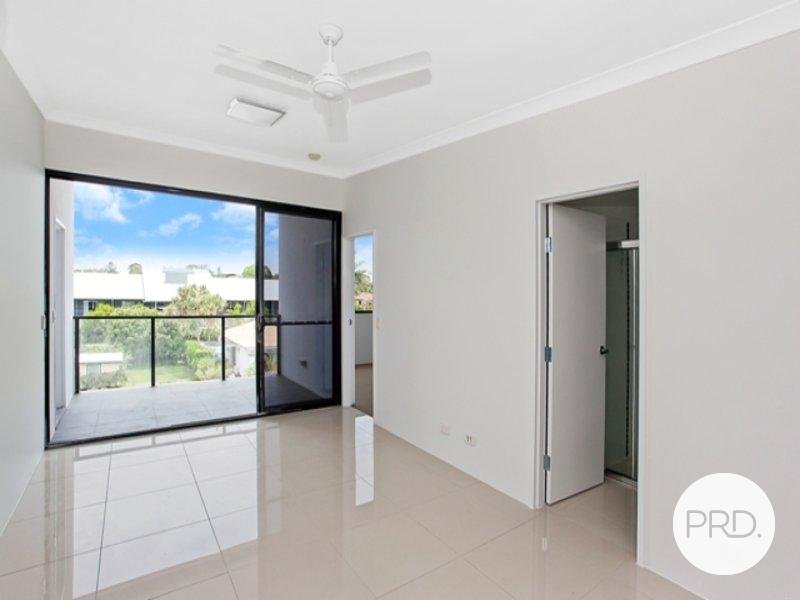 9/37 Central Street LABRADOR 3