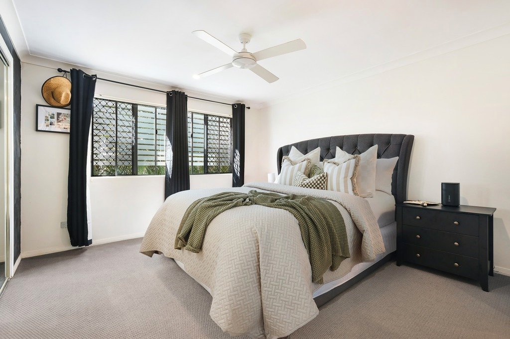 9/38 Johnston Street SOUTHPORT 4