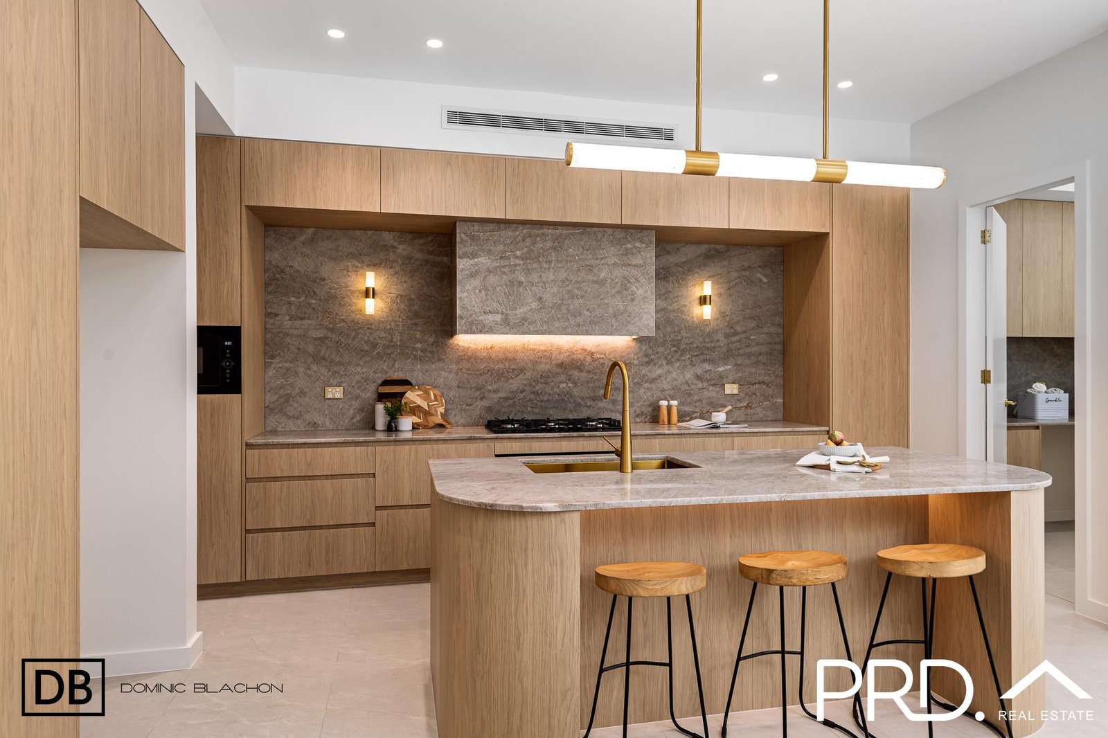 93b Kennedy Street PICNIC POINT 8