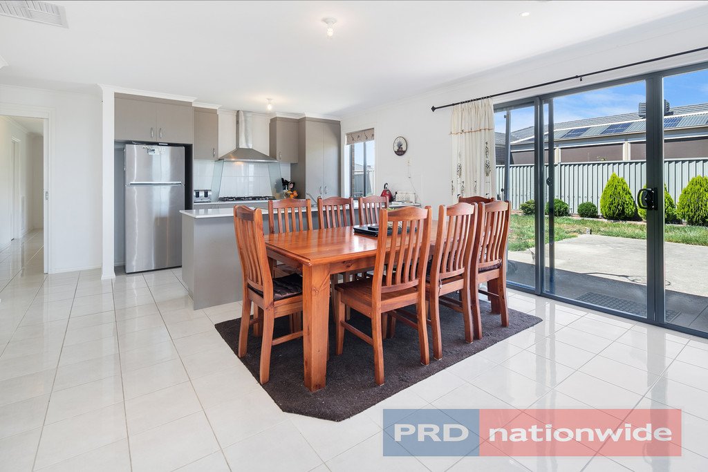 94 Alfredton Drive ALFREDTON 4