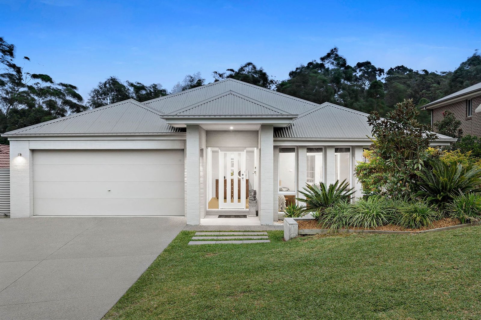 94 Araminta Chase, CAMERON PARK NSW 2285