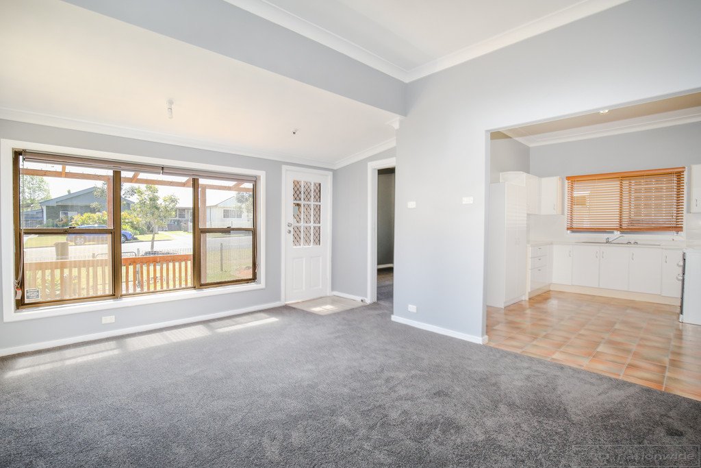 94 Beresford Avenue BERESFIELD 2