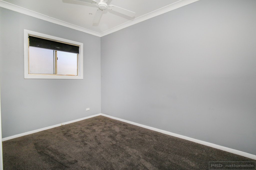 94 Beresford Avenue BERESFIELD 9