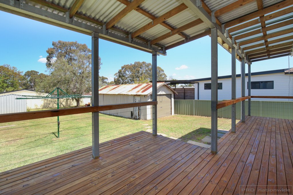 94 Beresford Avenue BERESFIELD 11