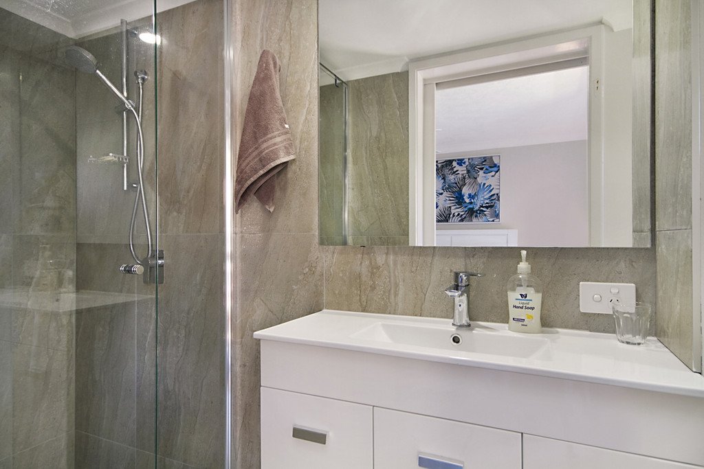 9/4 Botany Crescent TWEED HEADS 8