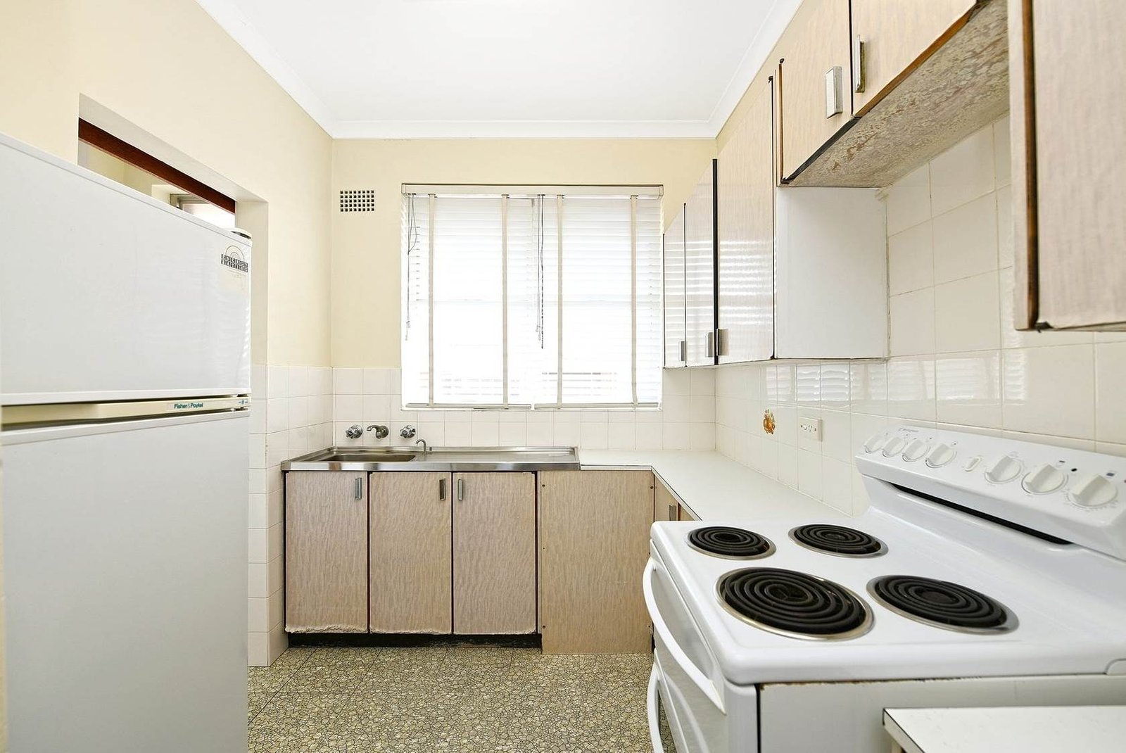 9/4 Botany Street RANDWICK 3