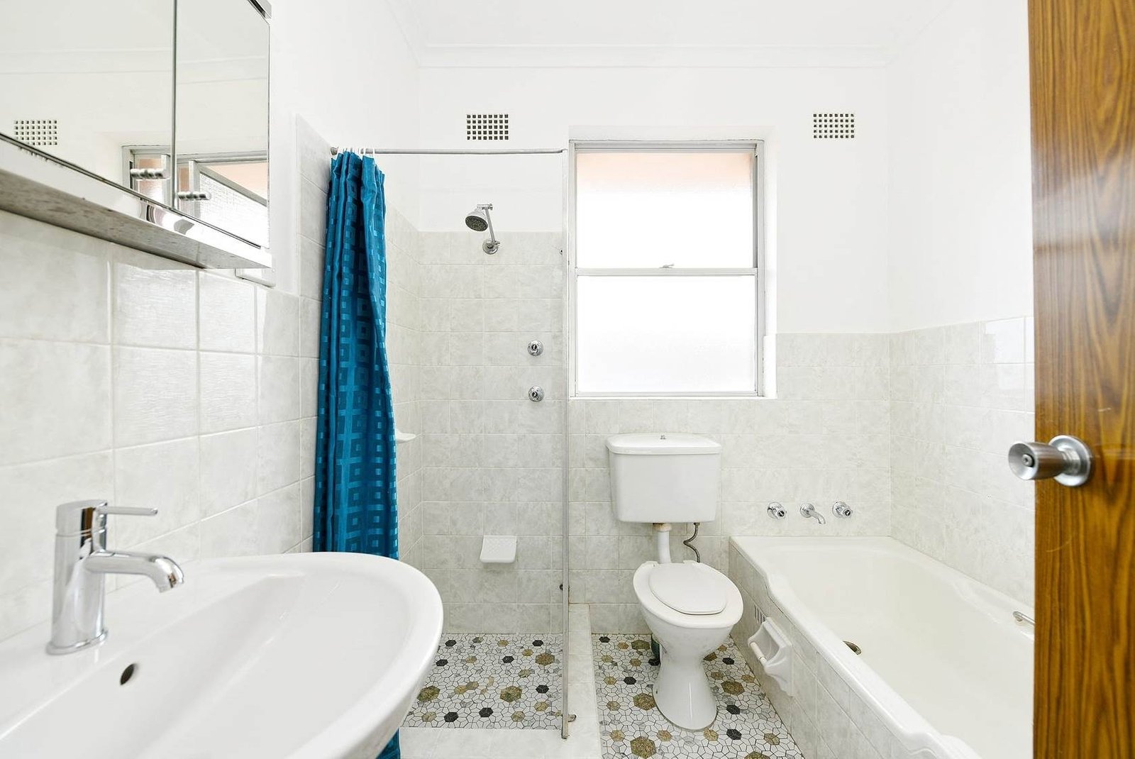 9/4 Botany Street RANDWICK 5