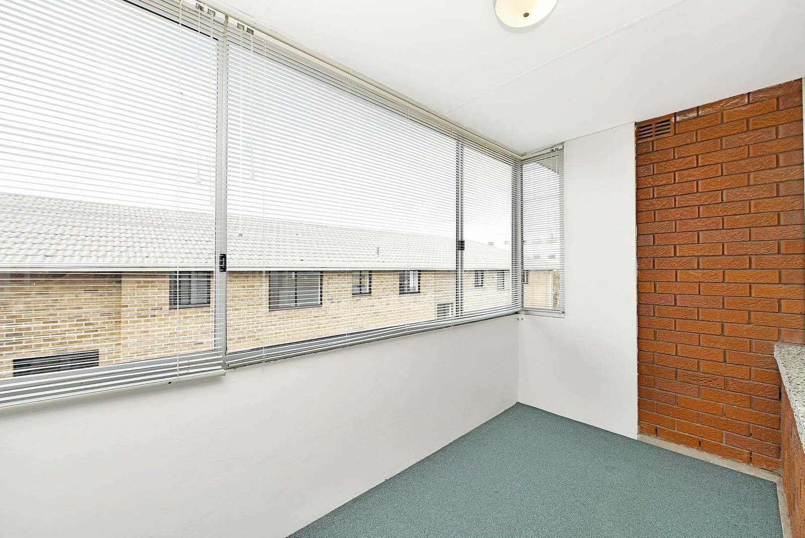 9/4 Botany Street RANDWICK 6