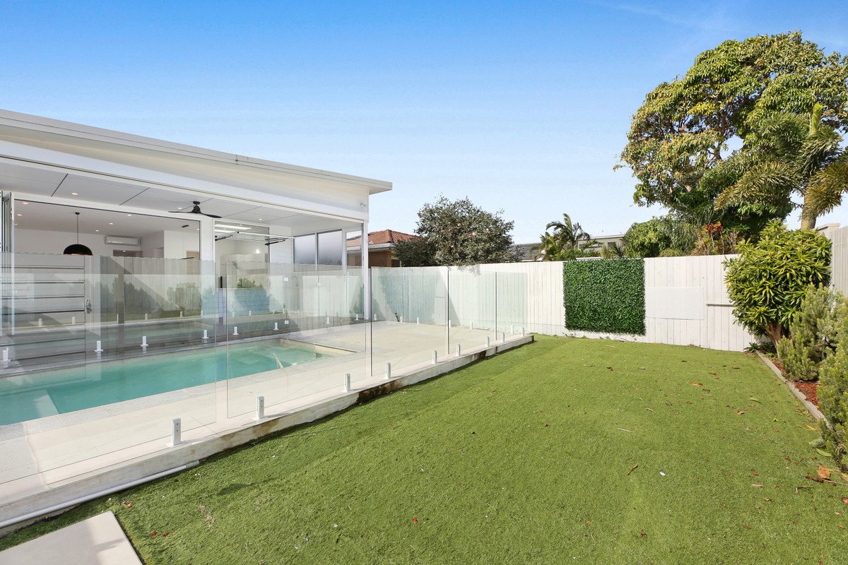 94 Chainey Avenue MIAMI 3