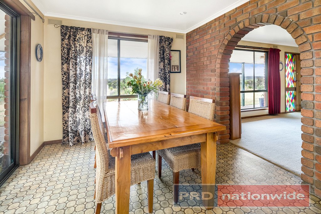 94 Clarendon-Lal Lal Road CLARENDON 6