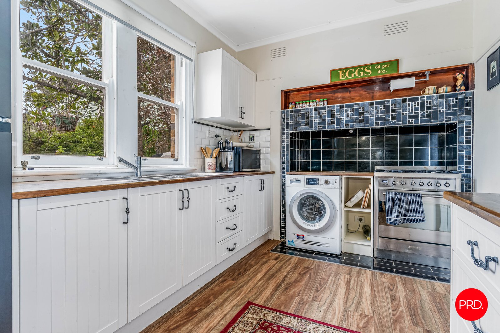 94 Eaglehawk Road IRONBARK 9