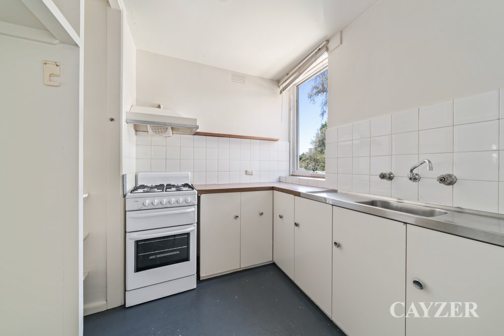 Gallery: 9/4 Gordon Grove
