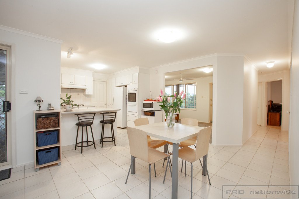 94 Government Road THORNTON 5