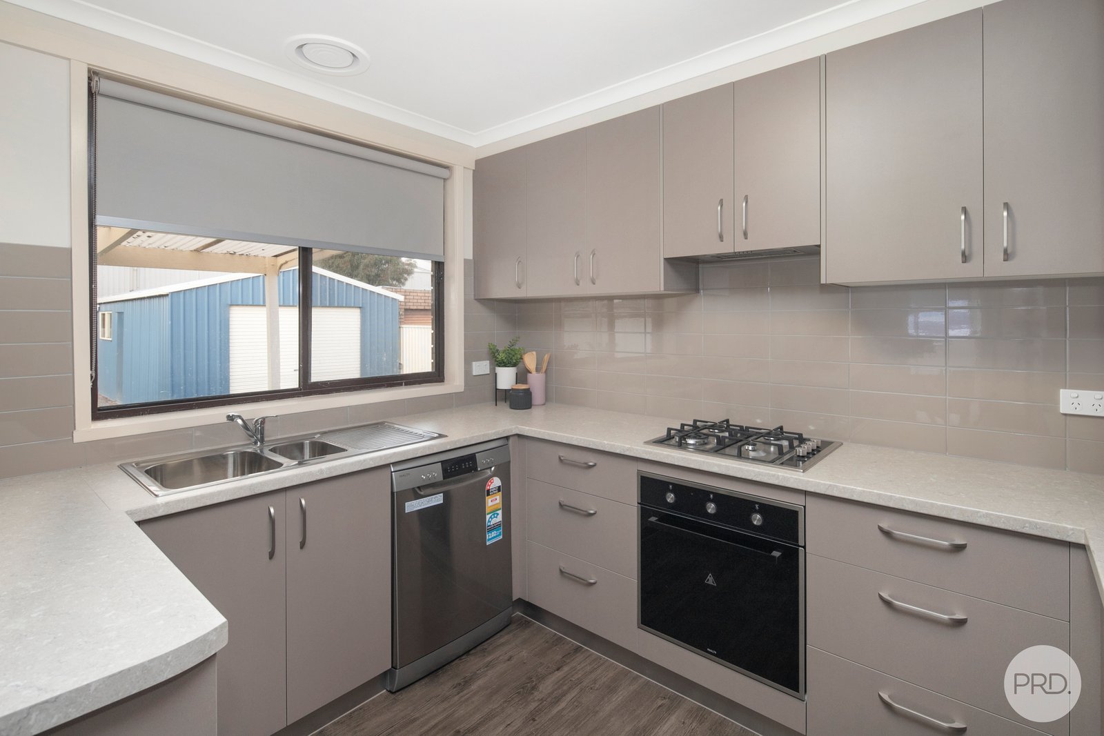 94 Grandview Grove WENDOUREE 14