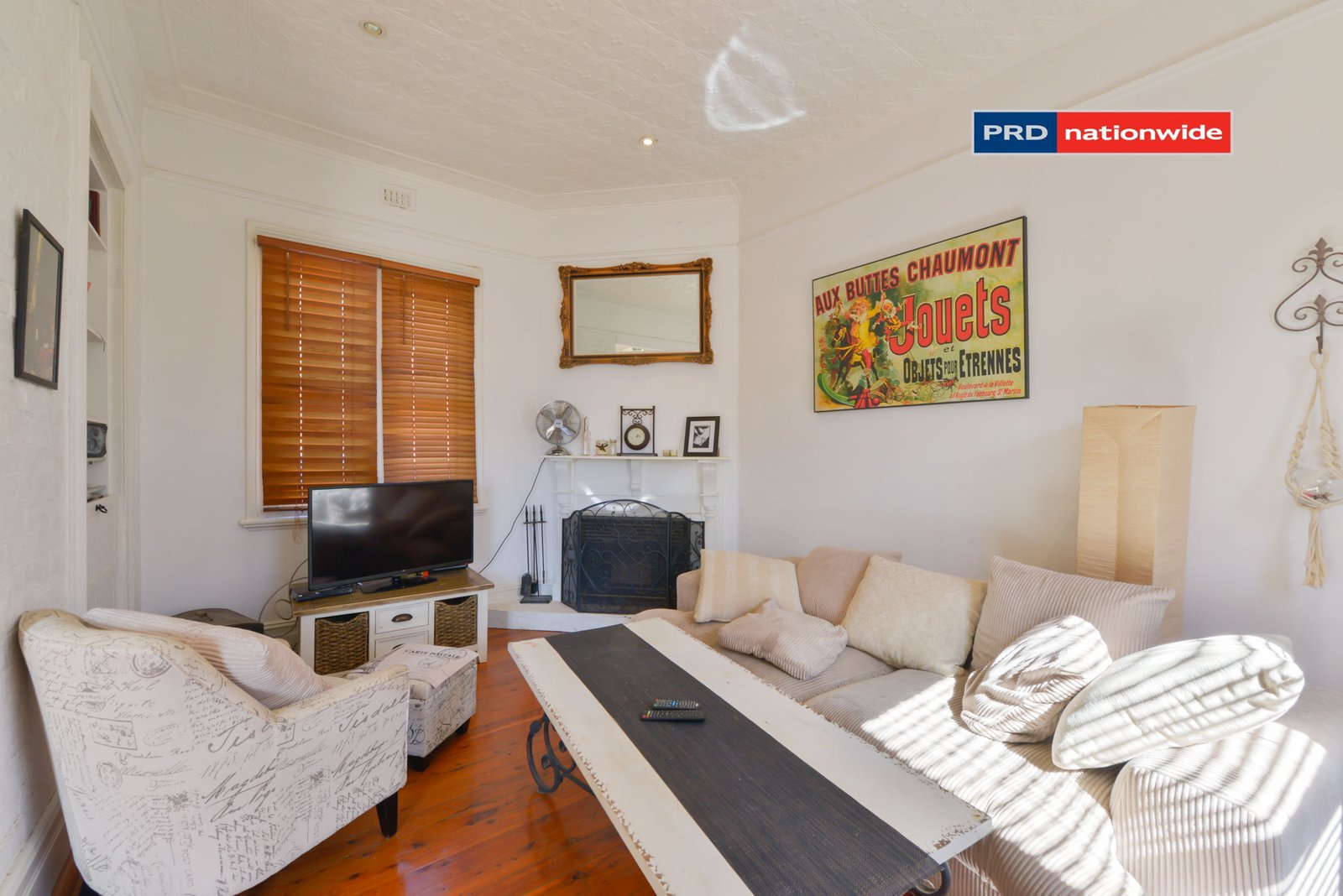 94 Griffin Avenue TAMWORTH 6