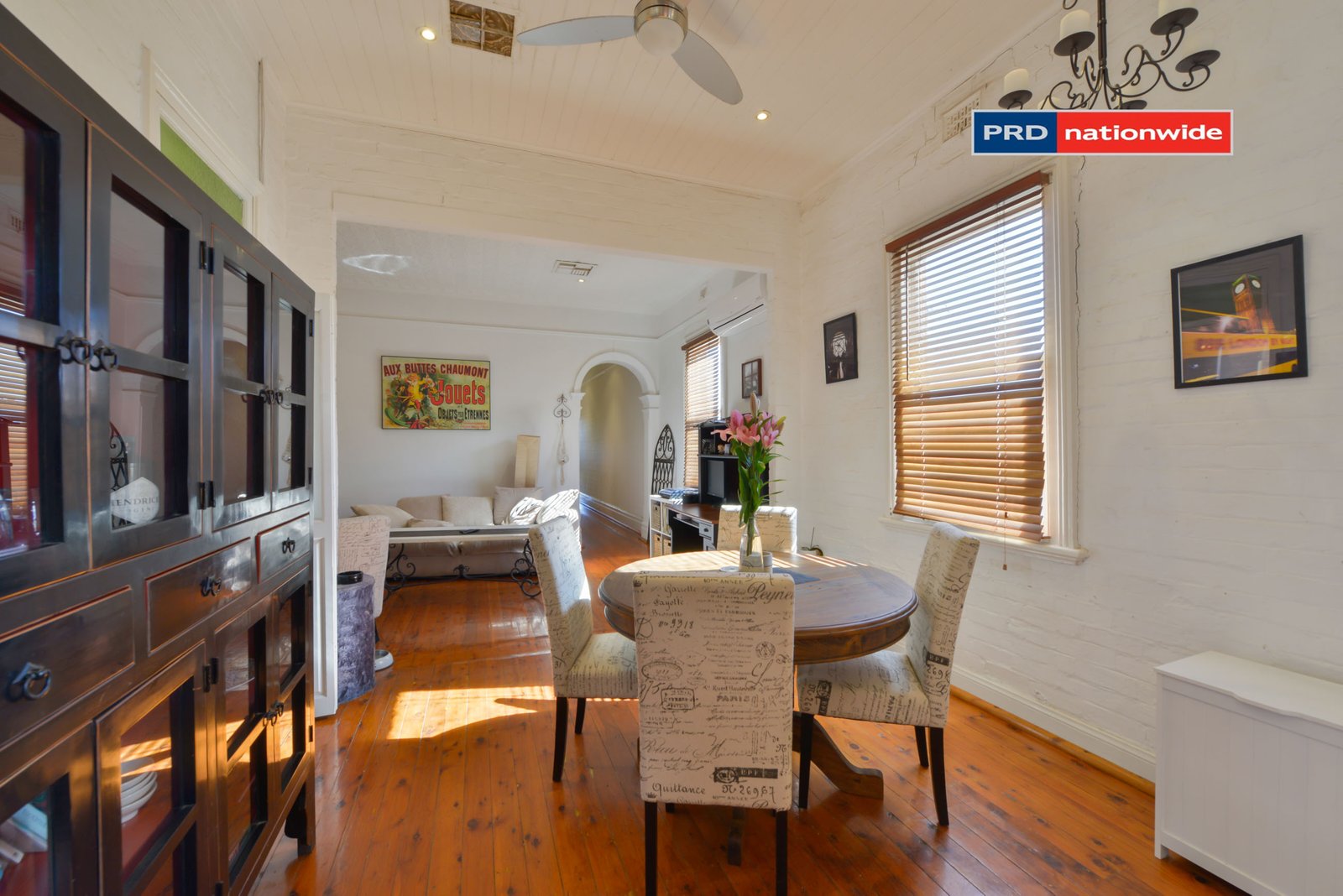 94 Griffin Avenue TAMWORTH 9