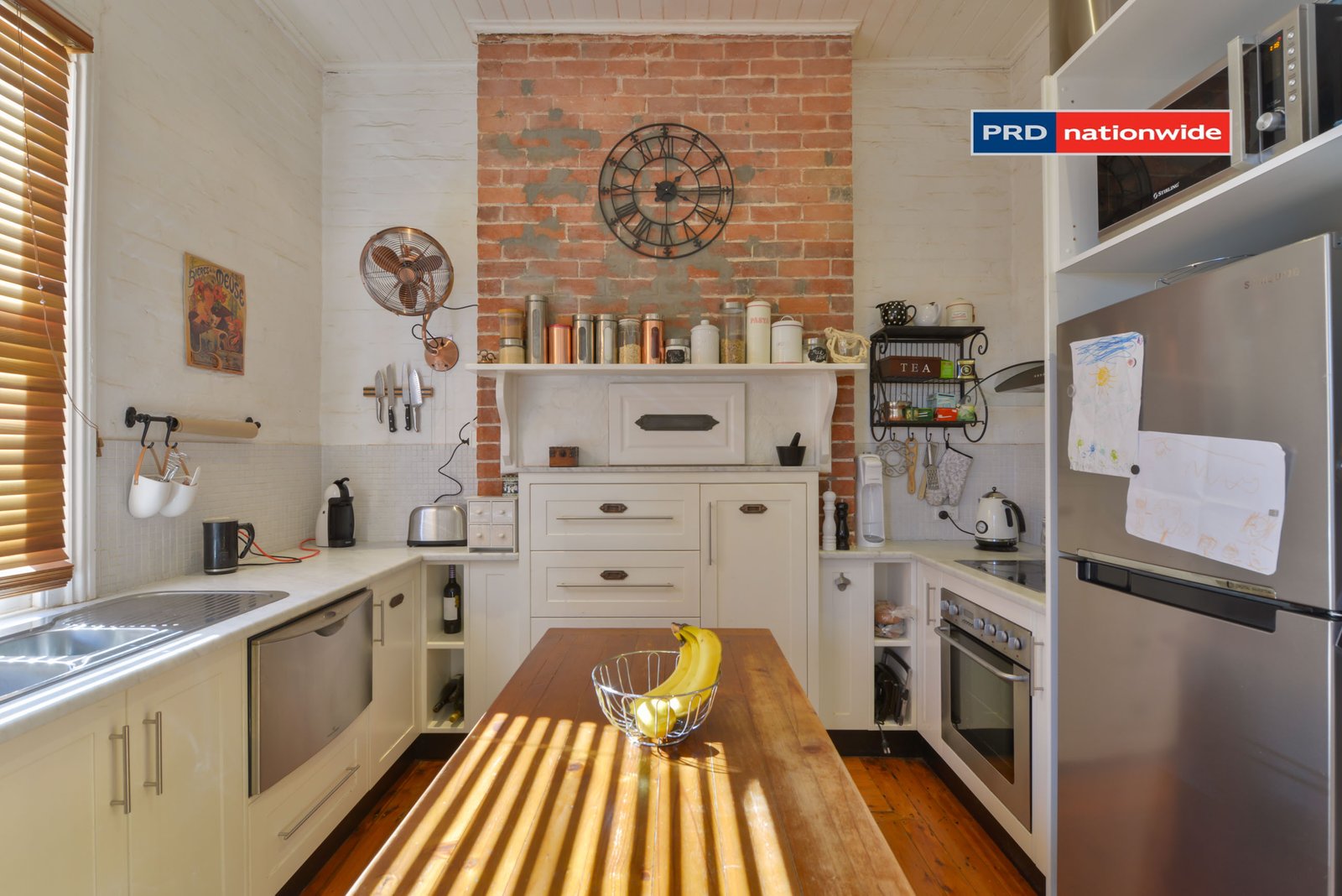 94 Griffin Avenue TAMWORTH 11