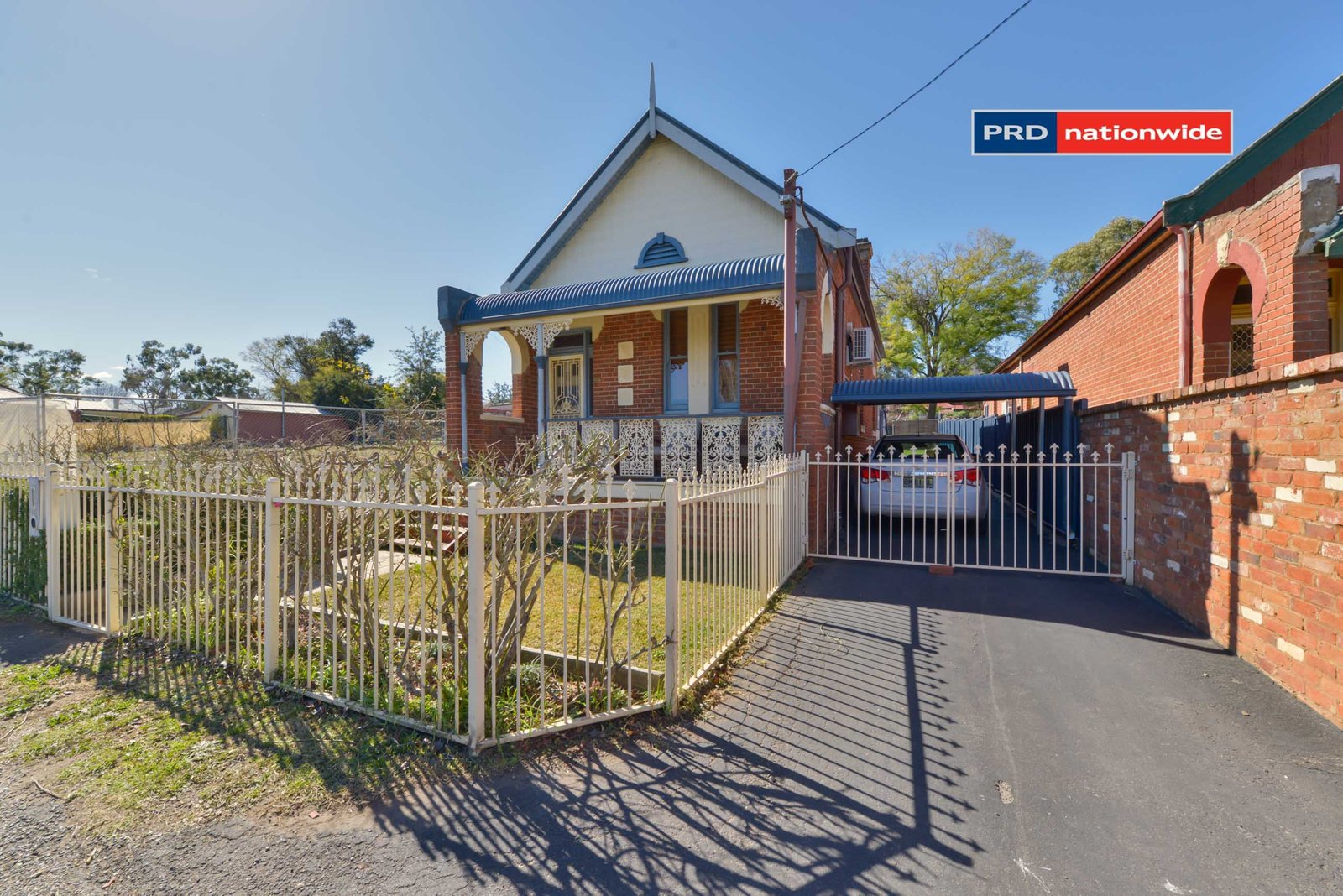 94 Griffin Avenue TAMWORTH 19