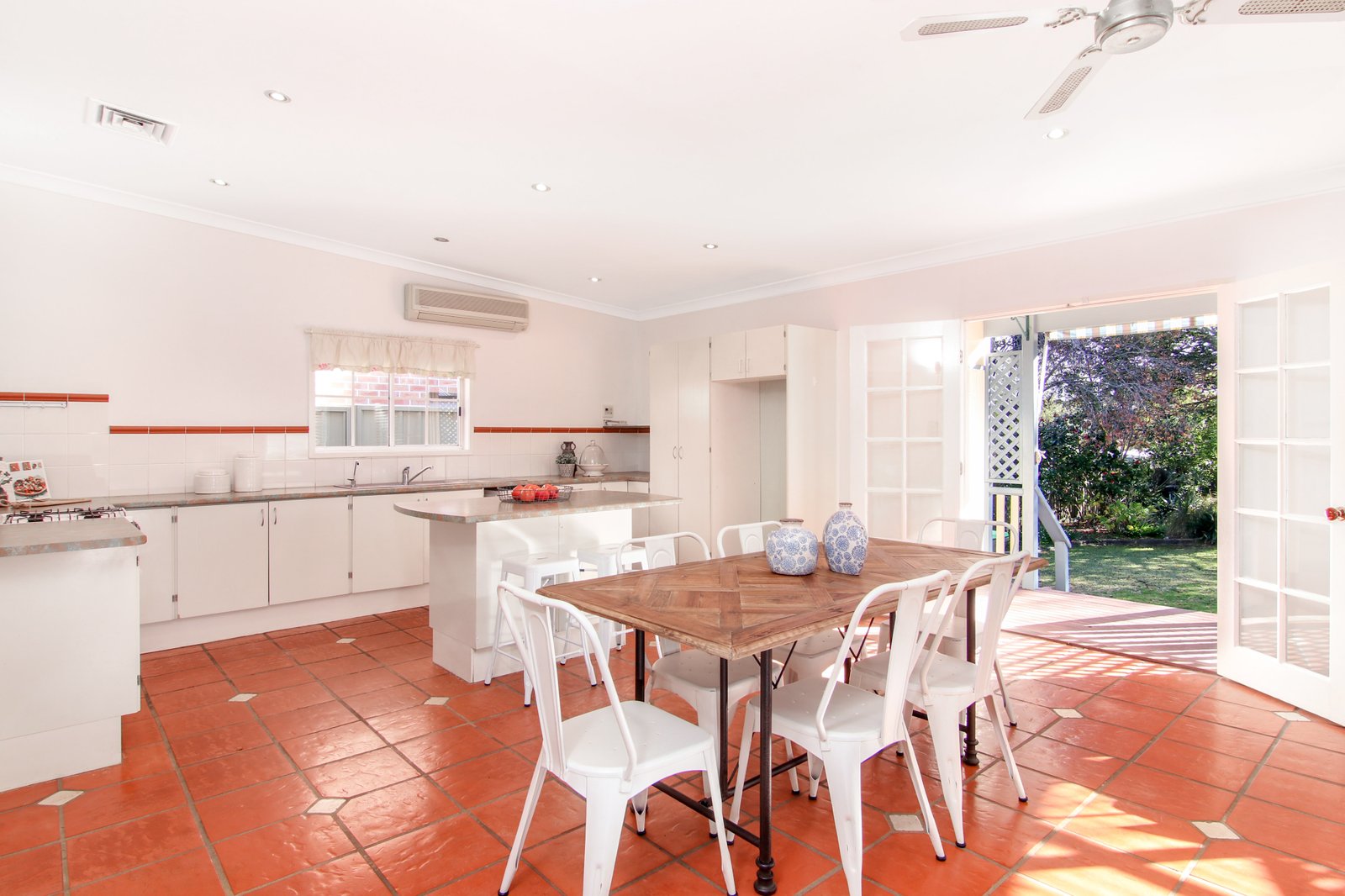 94 Gungah Bay Road OATLEY 8