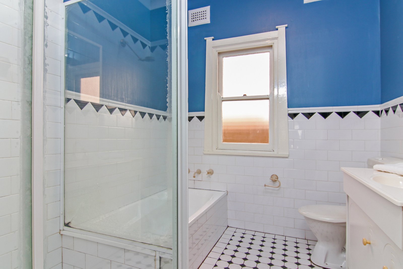 94 Gungah Bay Road OATLEY 9