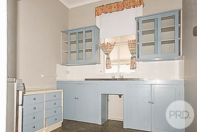 94 Gurwood Street WAGGA WAGGA 3