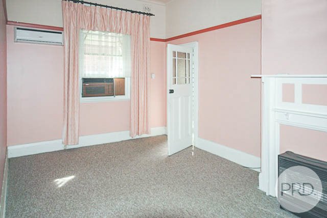 94 Gurwood Street WAGGA WAGGA 4