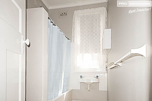 94 Gurwood Street WAGGA WAGGA 6