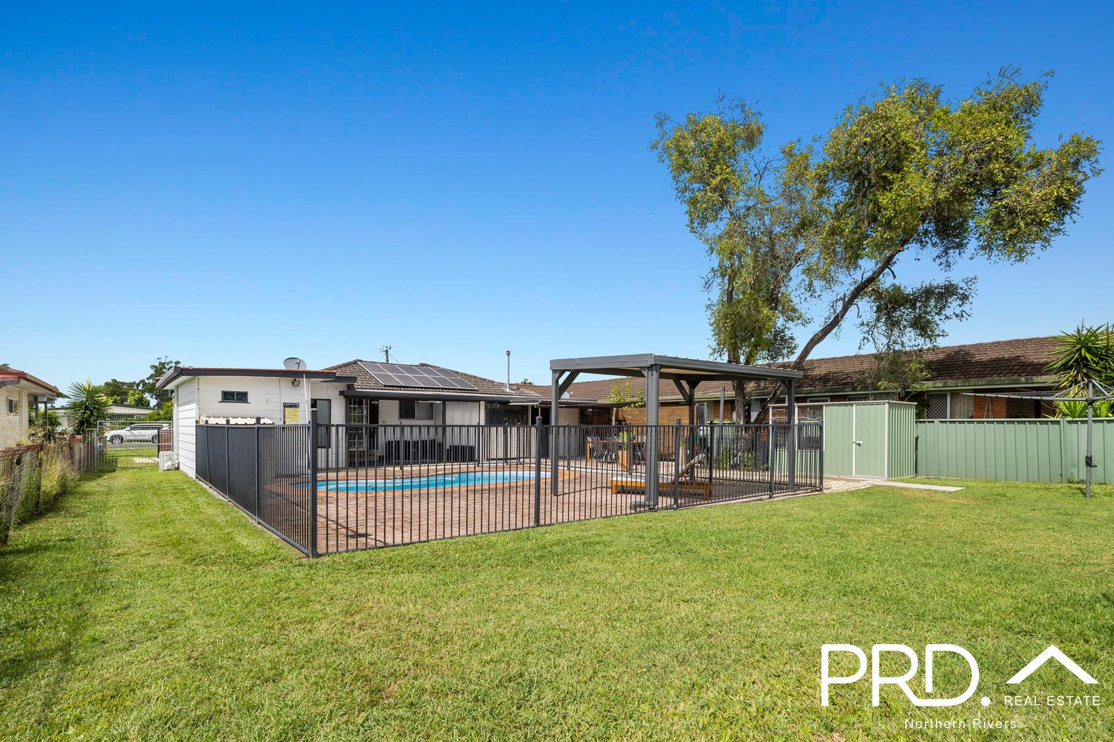 94 Lennox Street CASINO 13