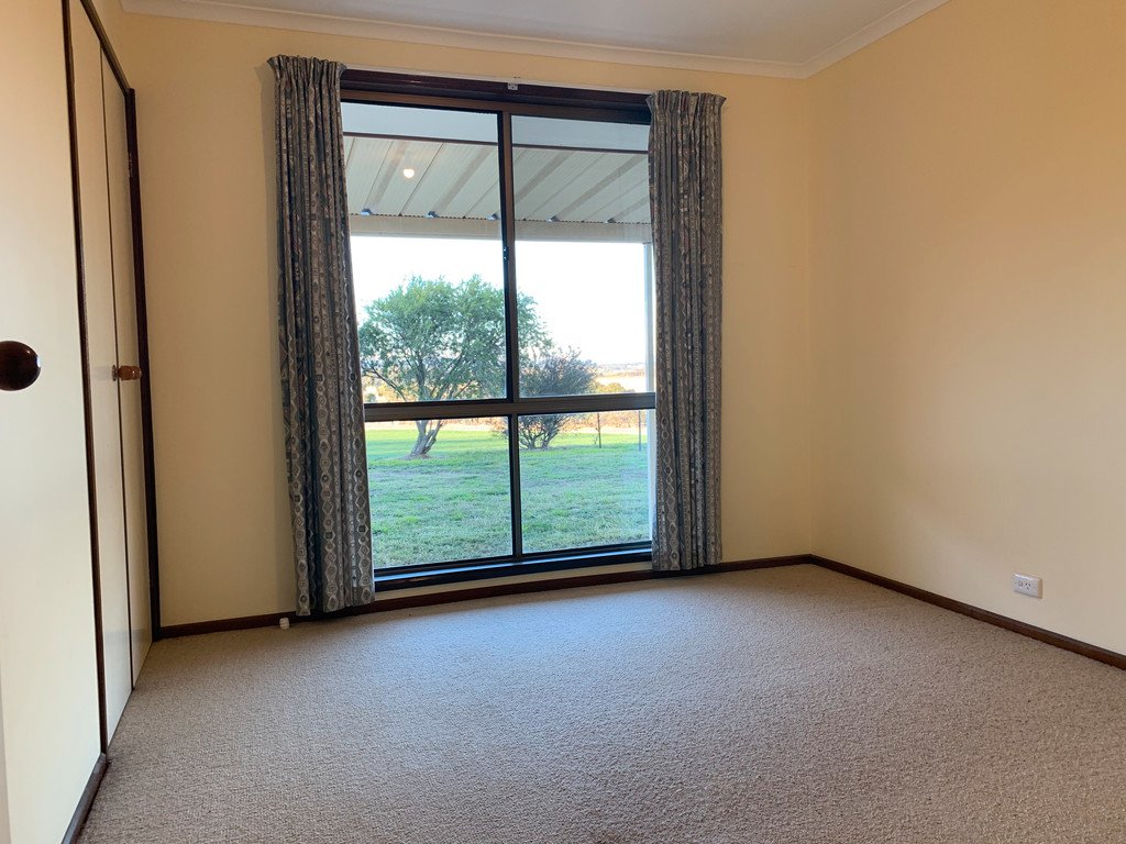 94 Mathews Lane BUNGENDORE 8