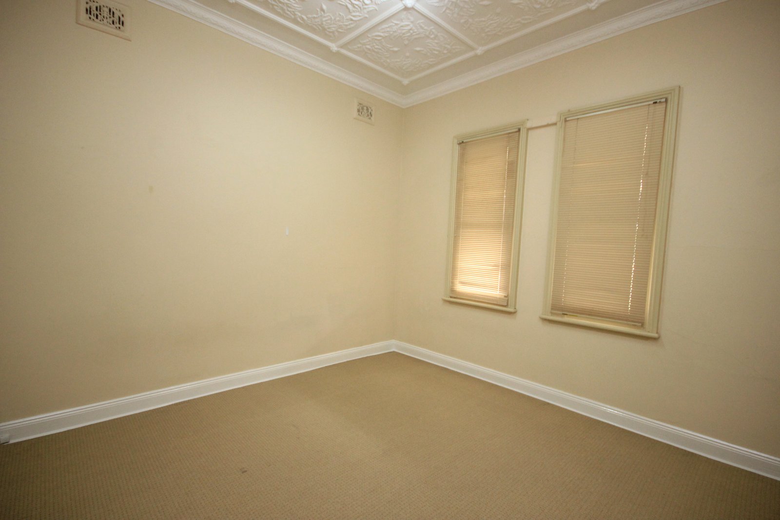 94 Mill Street CARLTON 3