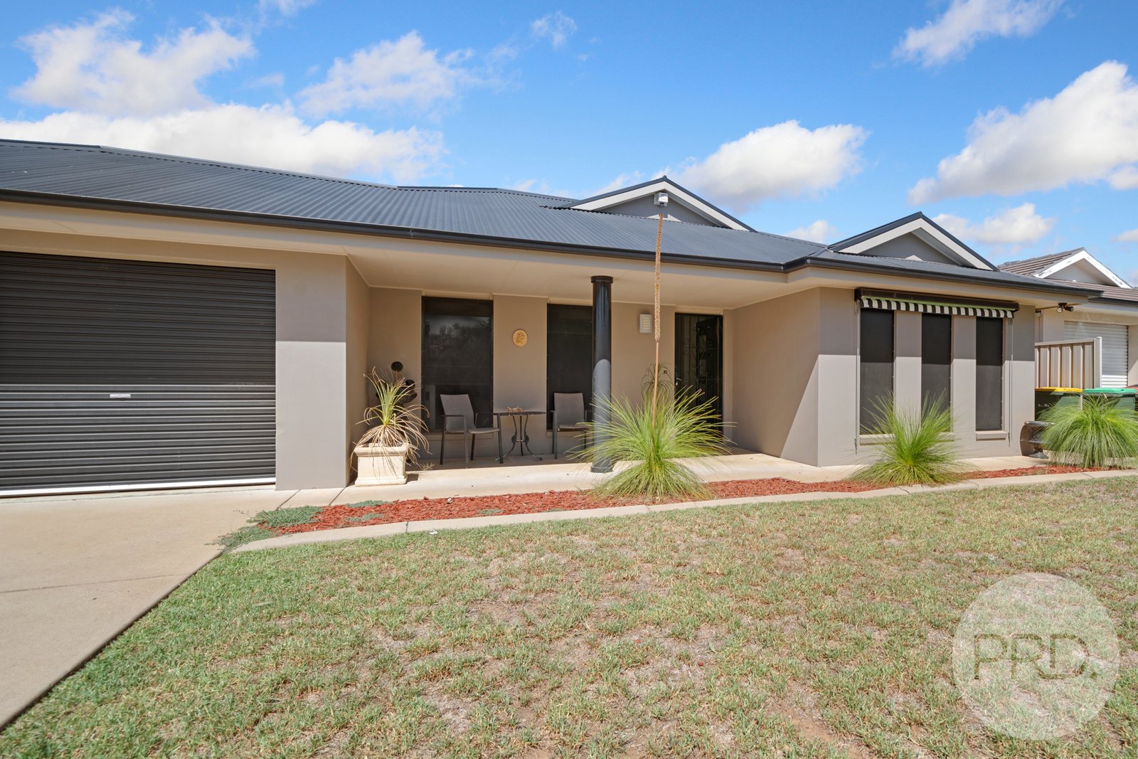 94 Mima Street GLENFIELD PARK 2