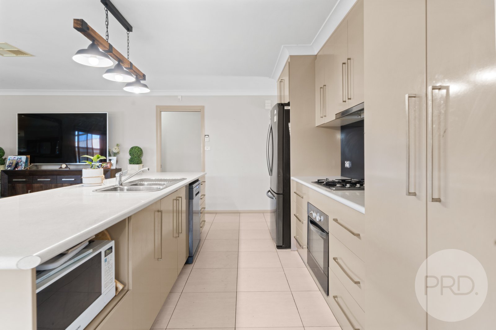 94 Mima Street GLENFIELD PARK 6