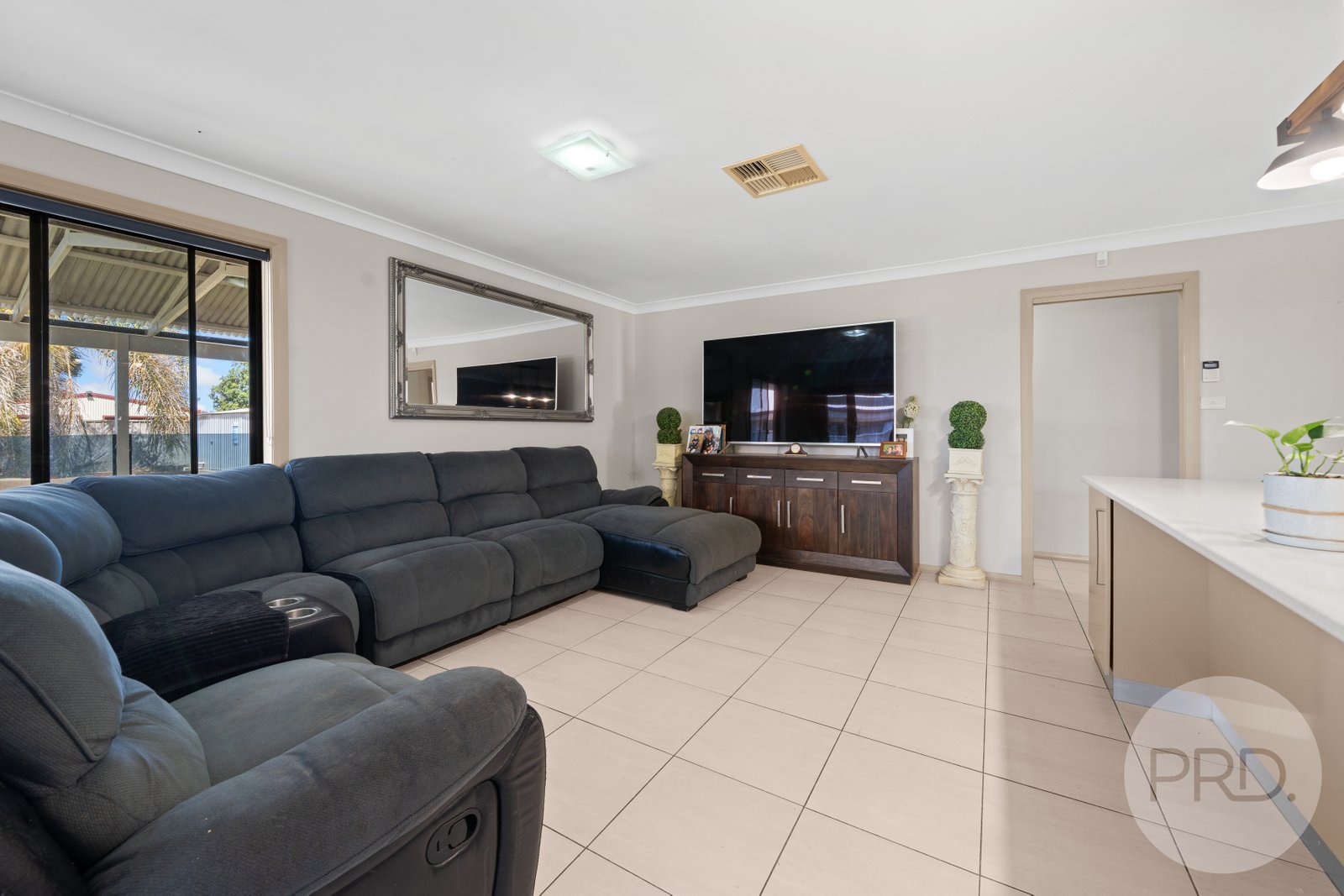 94 Mima Street GLENFIELD PARK 7