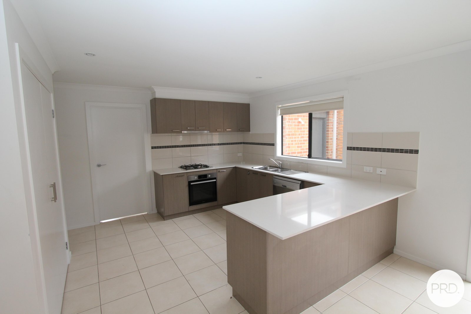 94 O'Shannassy Parade LUCAS 3