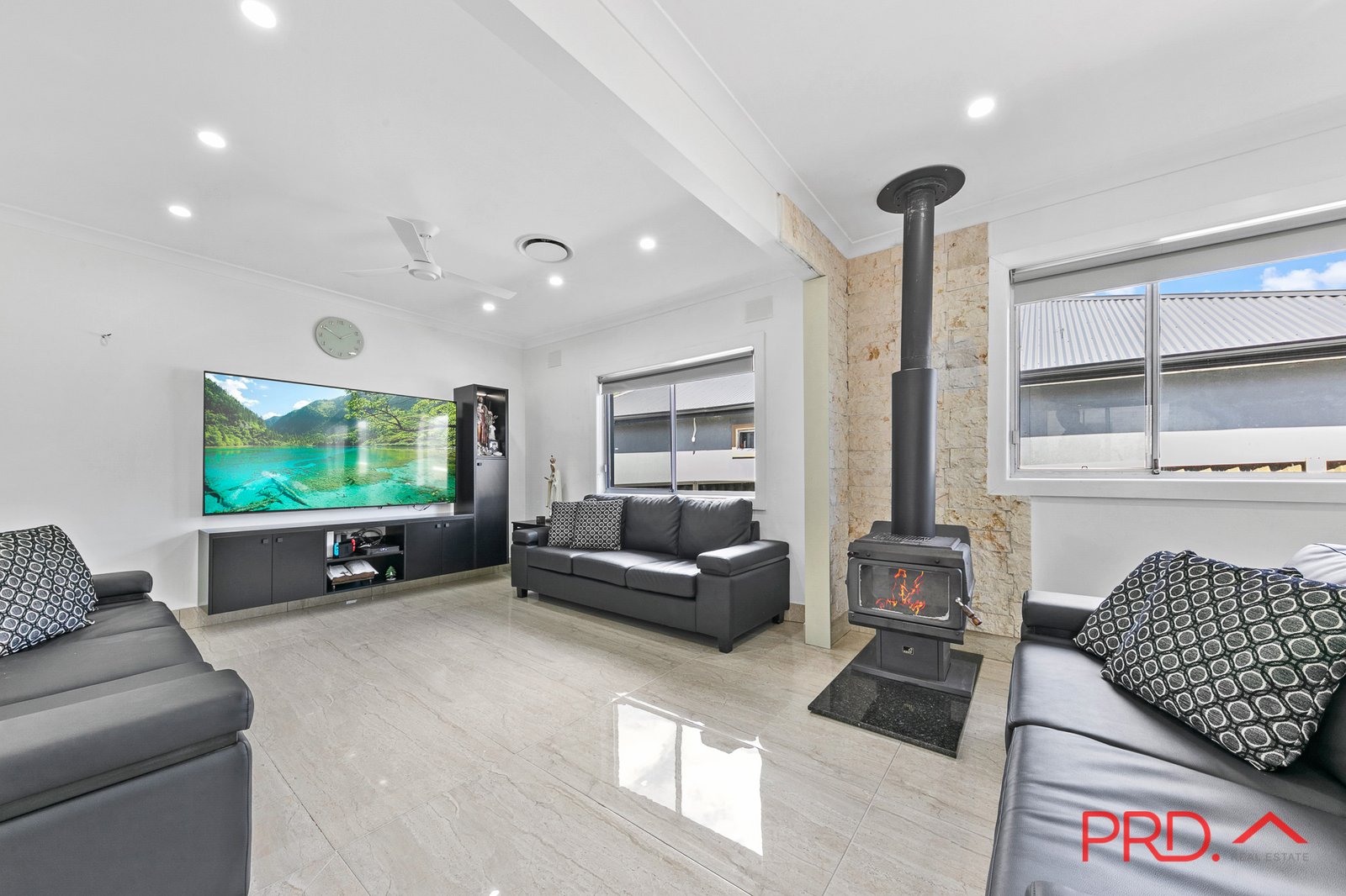 94 Robertson Street GUILDFORD 2