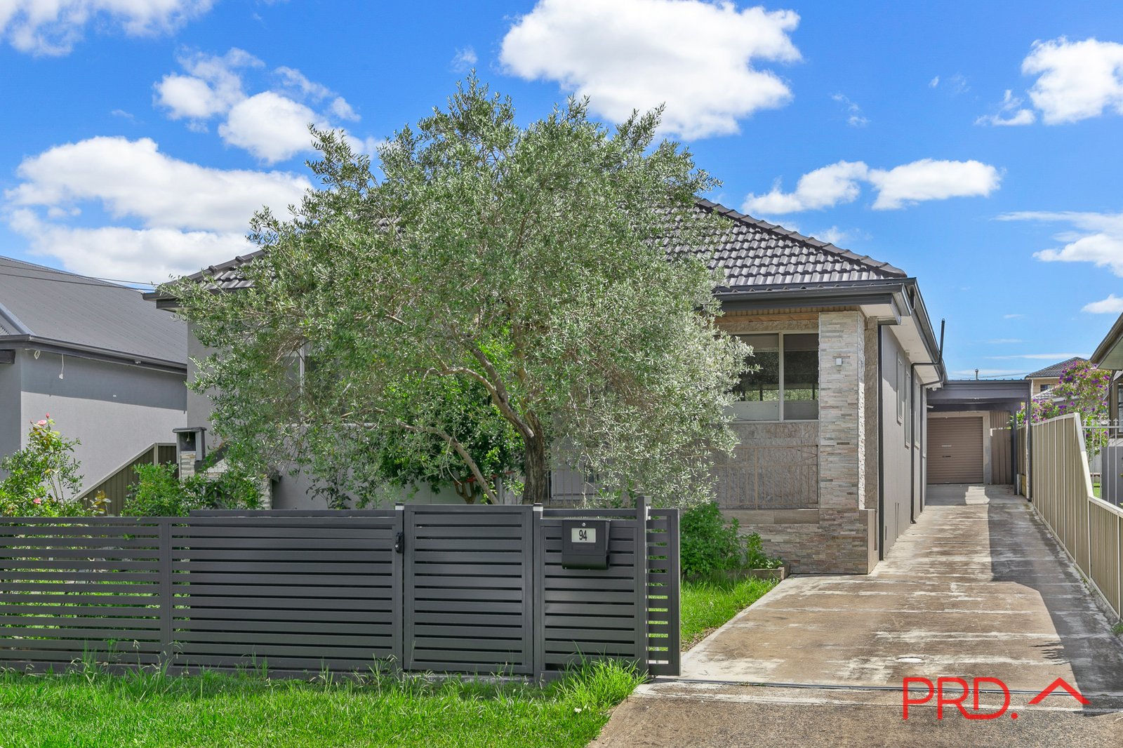 94 Robertson Street GUILDFORD 6
