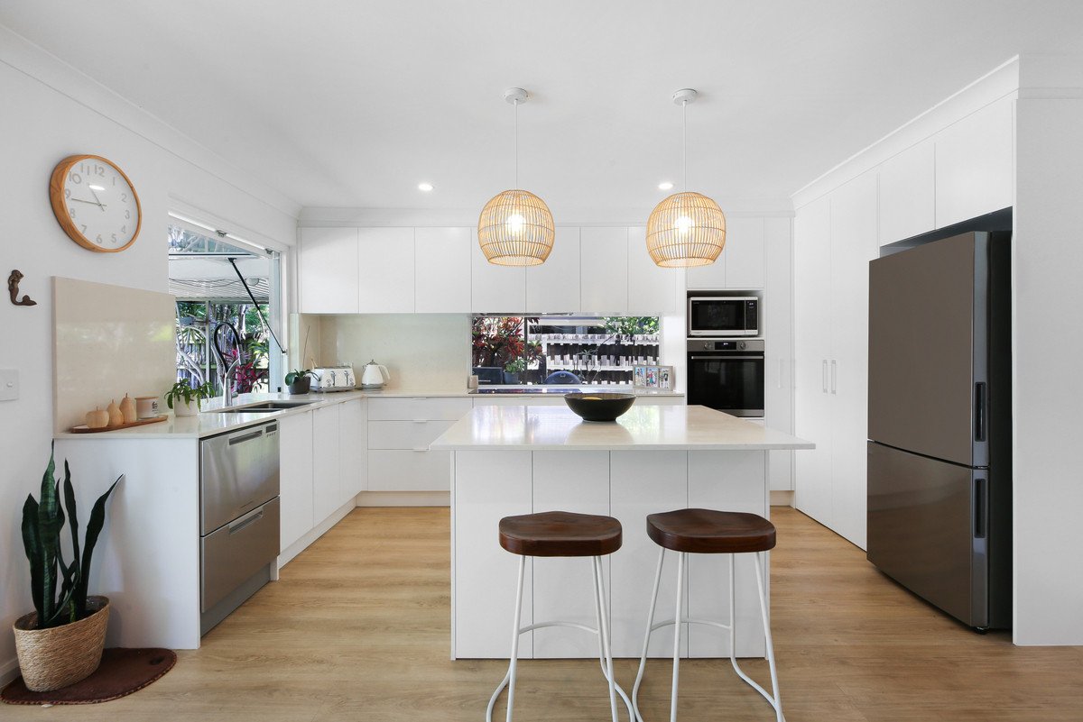 94 Rumrunner Street Mermaid Waters 9