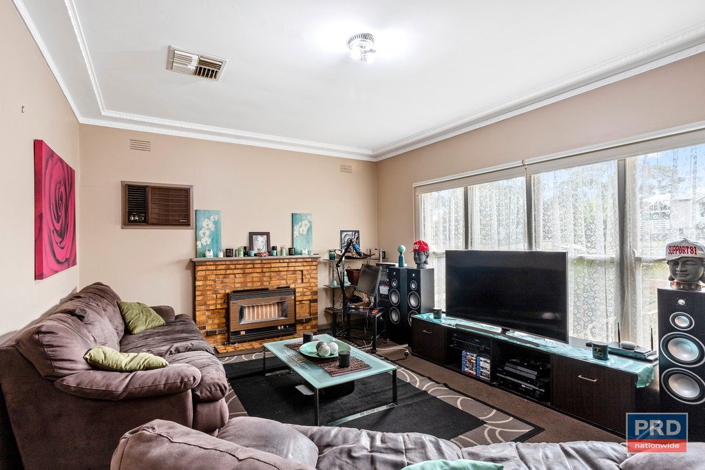 94 Somerville Street FLORA HILL 8