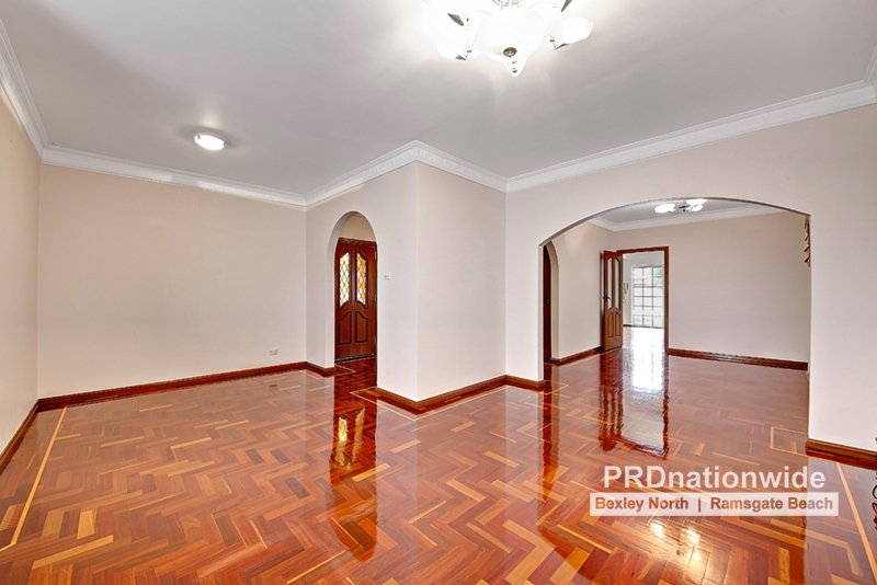 94 Staples Street KINGSGROVE 2