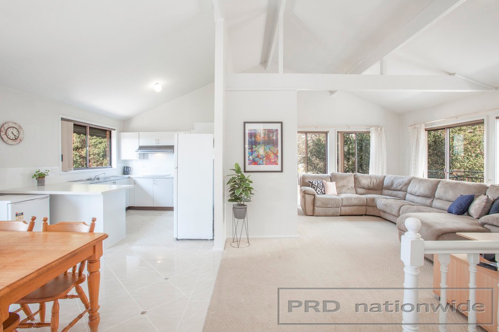 94 Thompson Street EAST MAITLAND 4