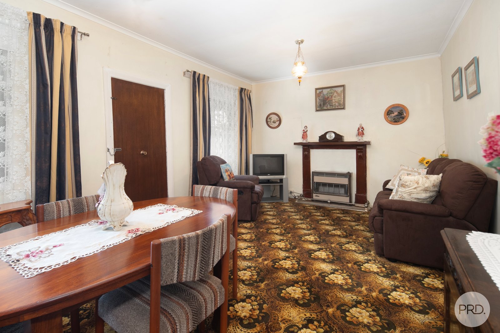94 Water Street BROWN HILL 11