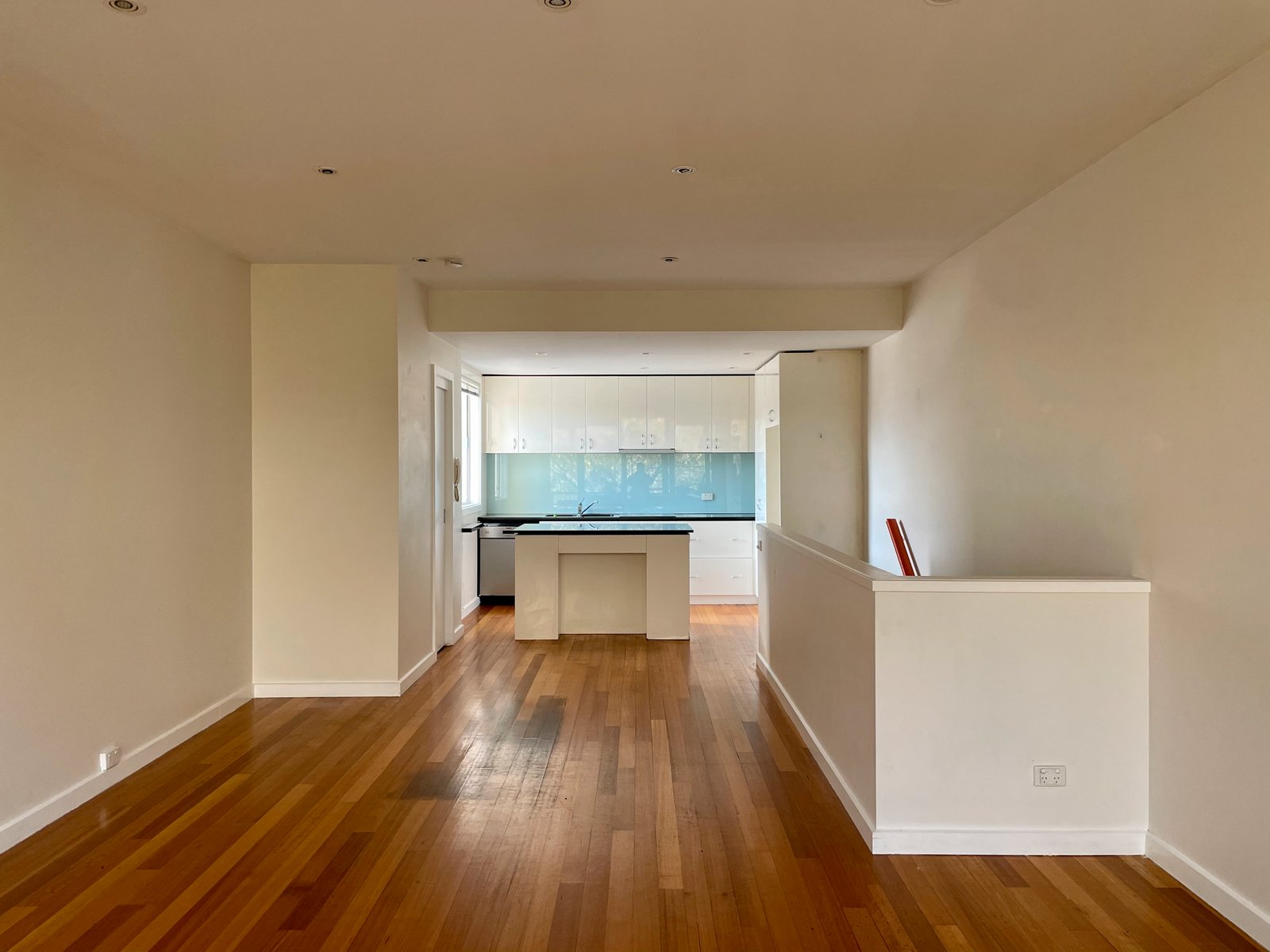 Gallery: 9/410-416 Bay Street