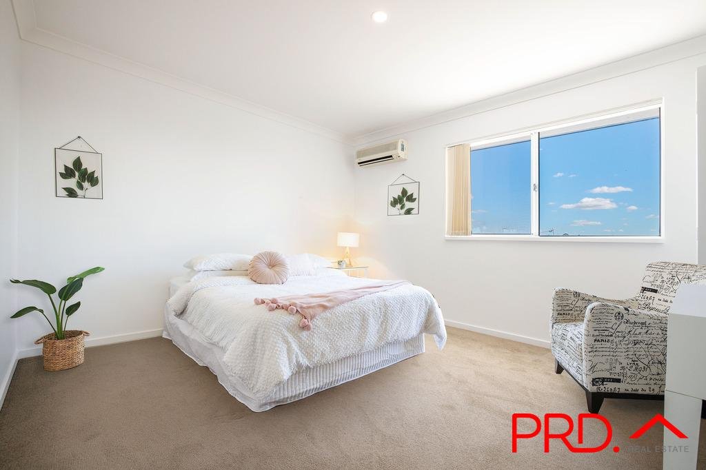 94/150 Marine Parade SOUTHPORT 5