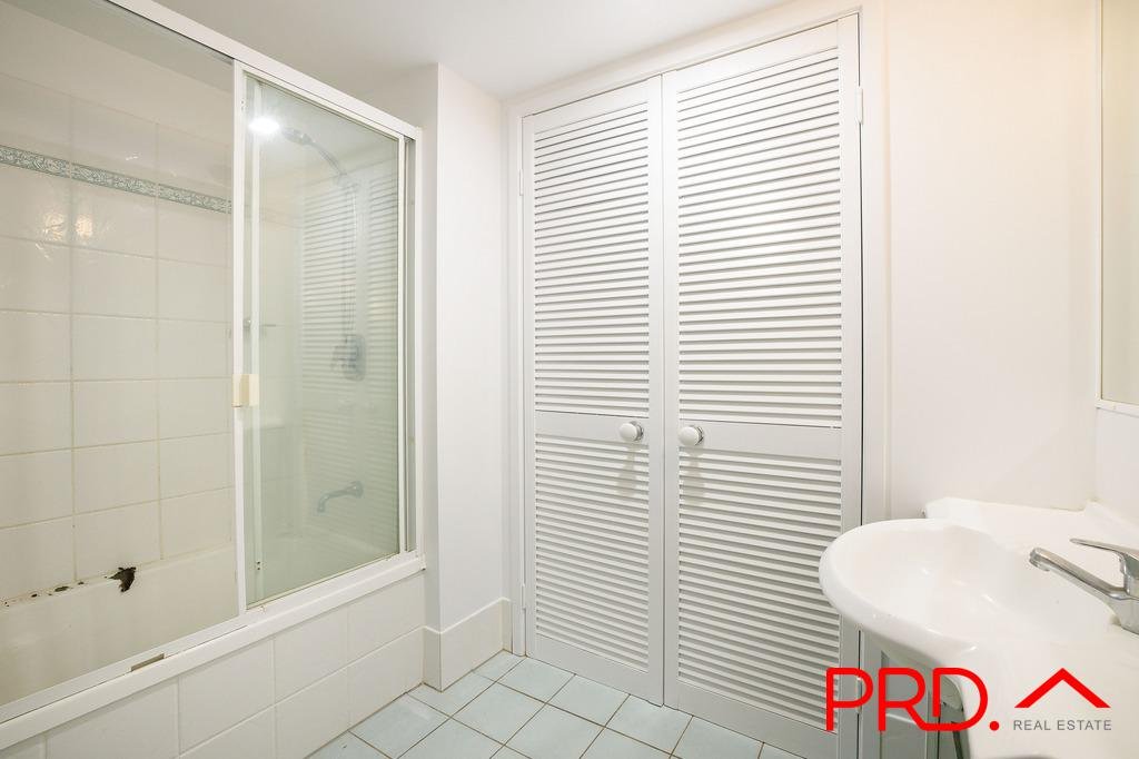 94/150 Marine Parade SOUTHPORT 6